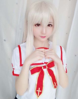 她唇之下在线观看