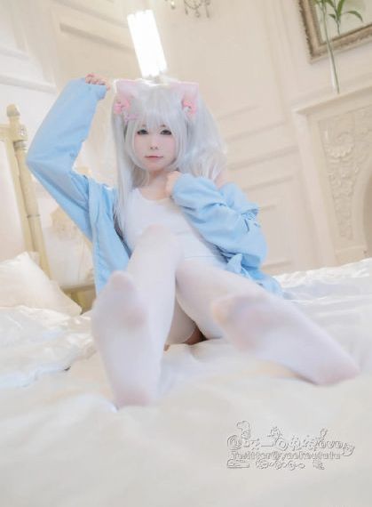 美女草b