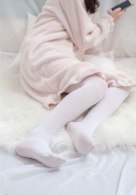 无法忍受秋瓷炫