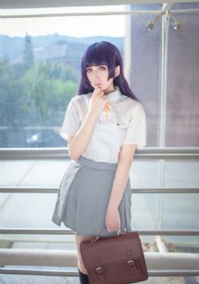 秋霞色